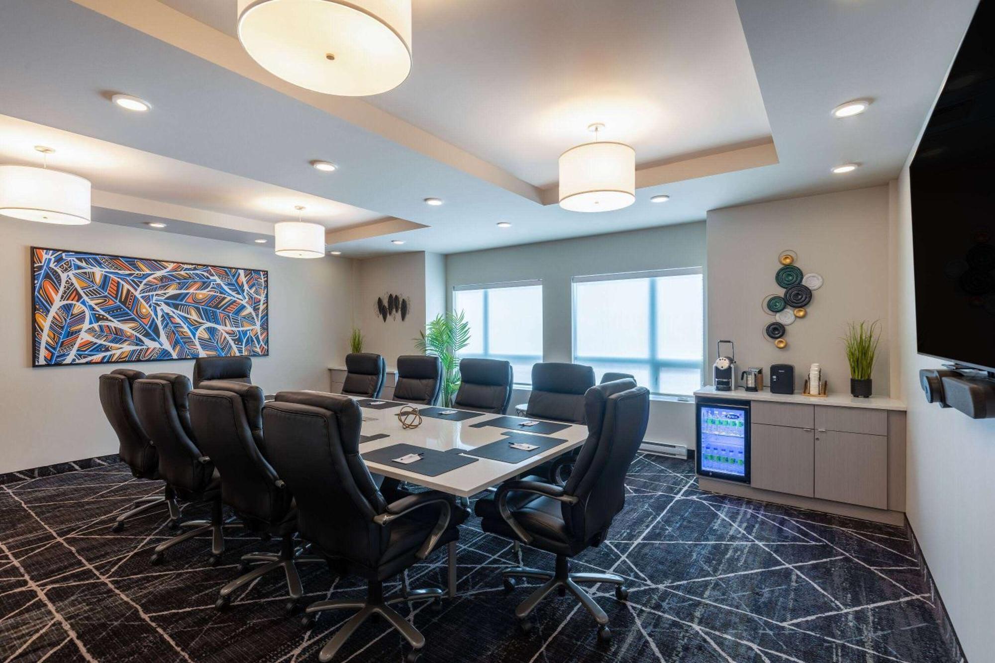 Microtel Inn & Suites Dorval Qc エクステリア 写真
